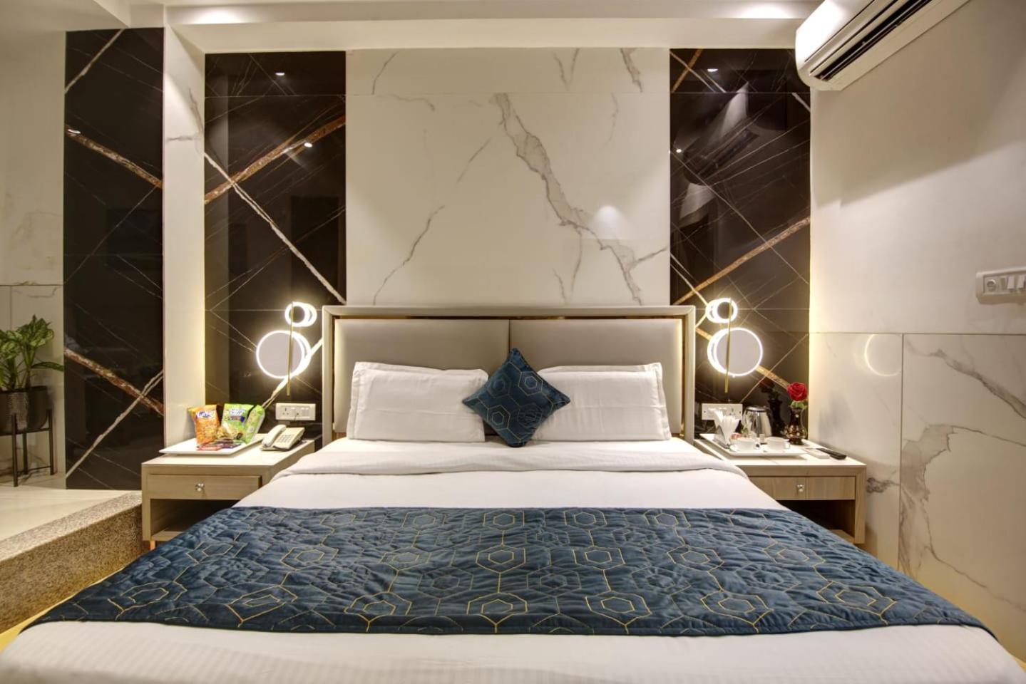 Messiy Hotel 4*